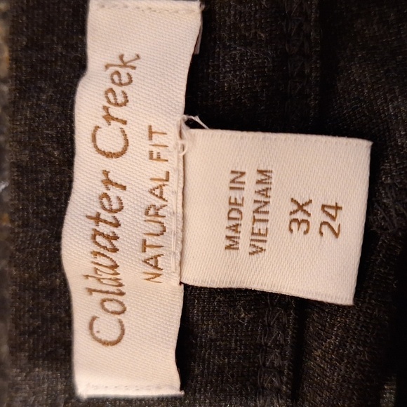 Q women's Coldwater Creek casual solid gray stretch capris 3X. EUC - Picture 3 of 4